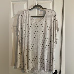 Lane Bryant sz 26/28 swing tee